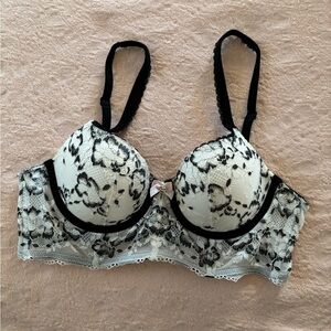 Victoria’s Secret Body By Victoria Longline Demi Bra 34B